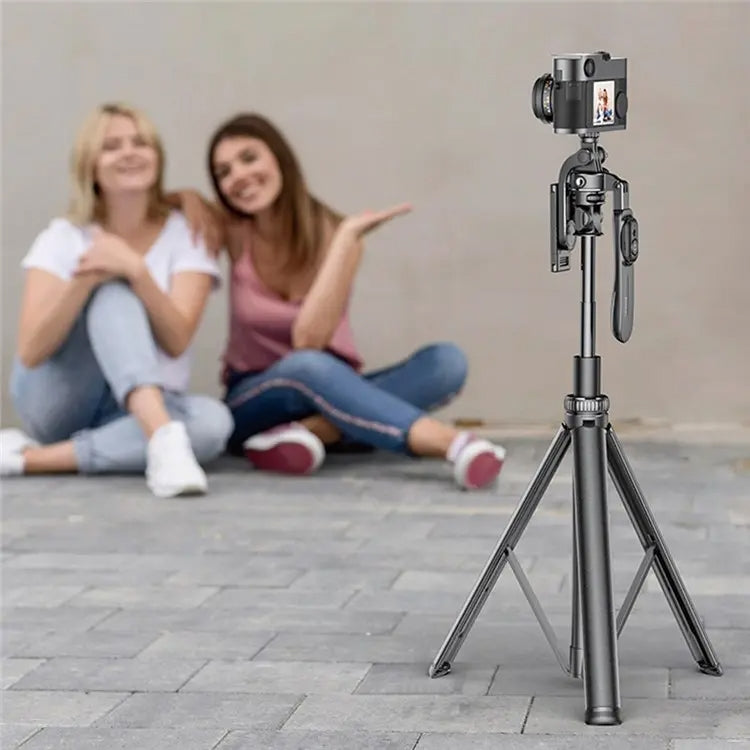 YESIDO SF17 Multifunctional Retractable Metal Tripod Stand Selfie Stick for Cell Phones Camera(Black) - Selfie Sticks by Yesido | Online Shopping UK | buy2fix